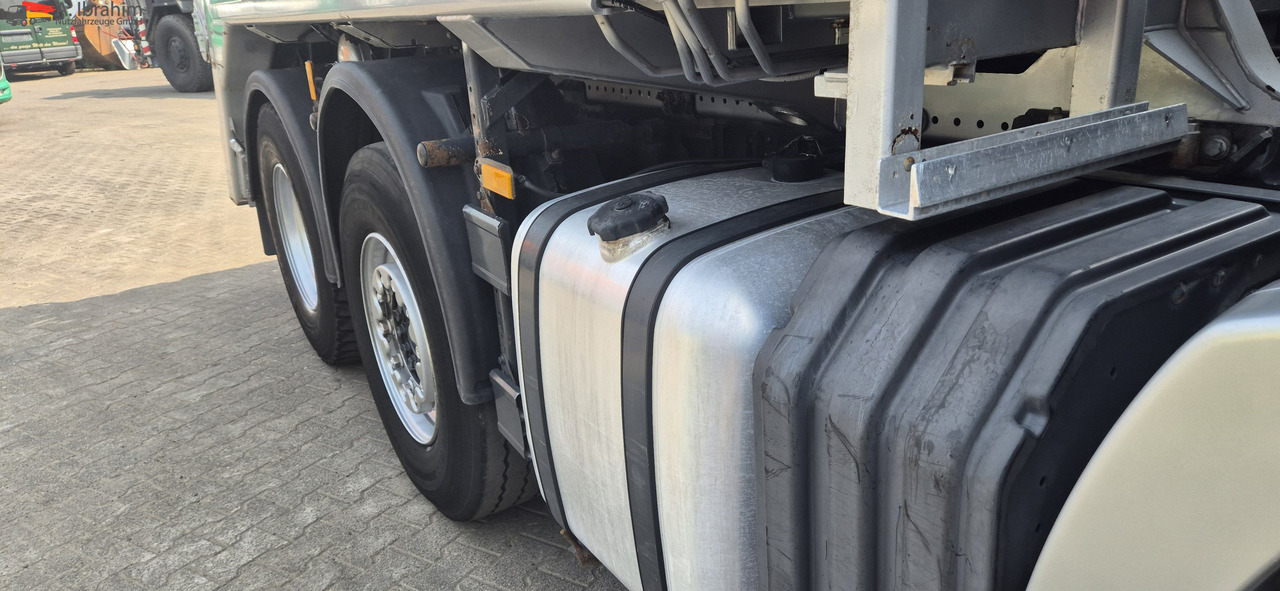 Mercedes-Benz 2546 L Meiller Absetzkipper 6x2, Vorlauf-Lenkachse, mp3 - Камион за подигање контејнери: слика 5 Mercedes-Benz 2546 L Meiller Absetzkipper 6x2, Vorlauf-Lenkachse, mp3 - Камион за подигање контејнери: слика 5