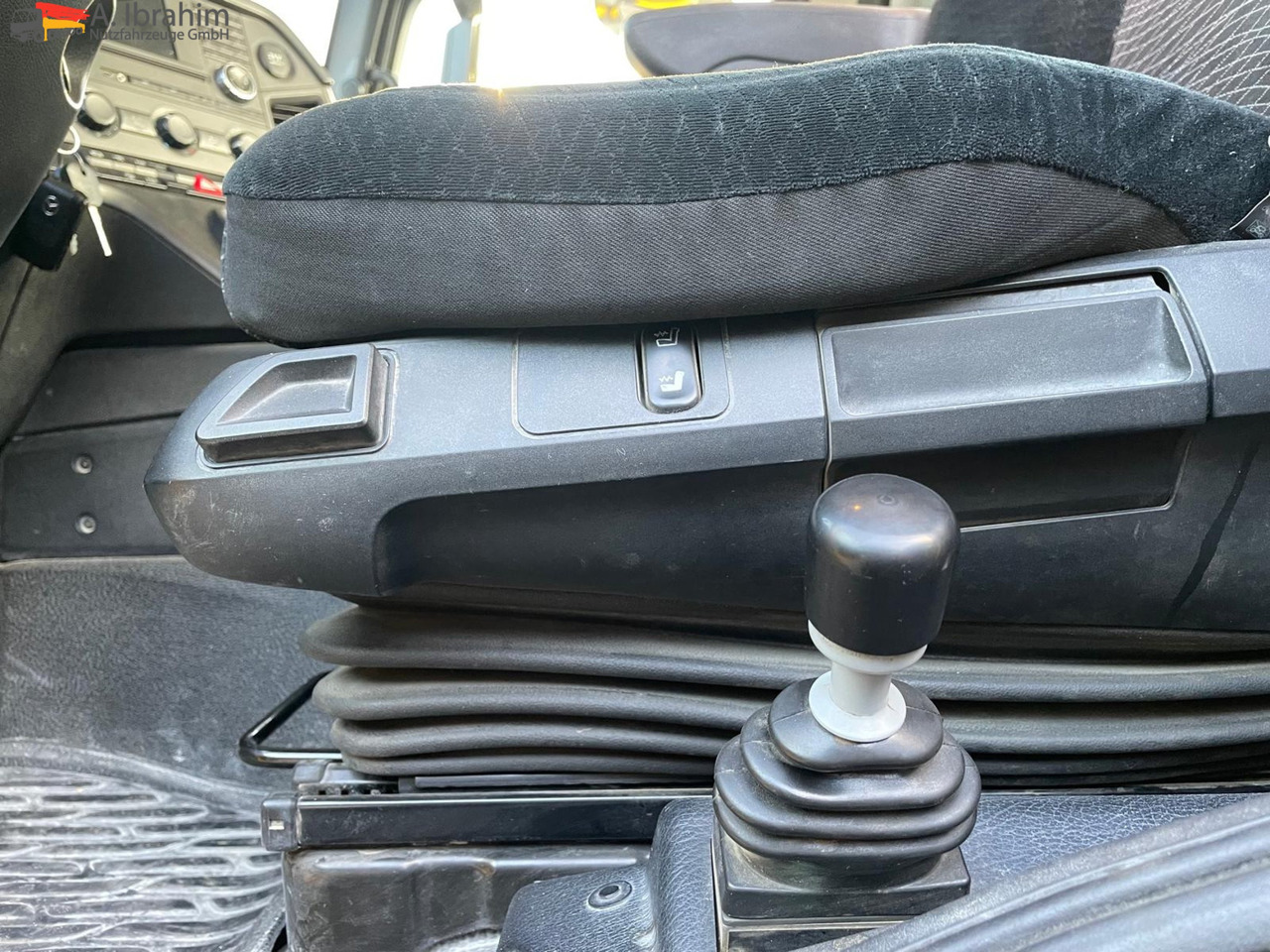 Mercedes-Benz AROCS 4143 8x4 Carnehl Kipper 20 m³ - Кипер: слика 5 Mercedes-Benz AROCS 4143 8x4 Carnehl Kipper 20 m³ - Кипер: слика 5