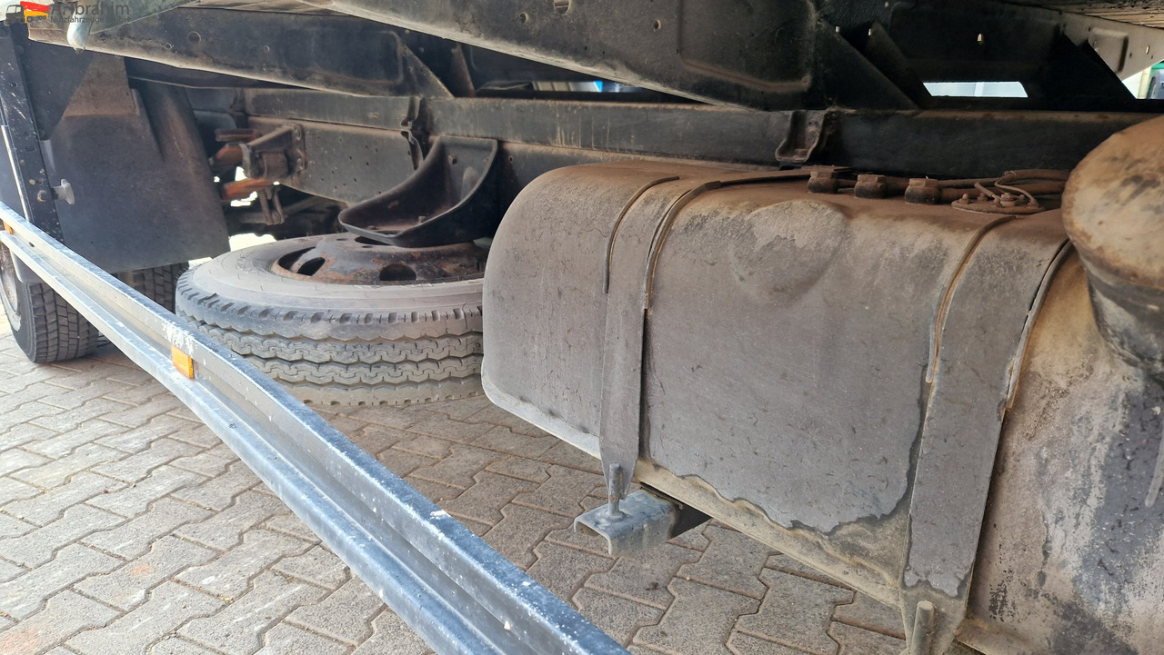 Mercedes-Benz DB 813 Pritsche Kran H- Kennzeichen,Oldtimer ein Stück Geschichte - Комбе со отворен сандак: слика 4 Mercedes-Benz DB 813 Pritsche Kran H- Kennzeichen,Oldtimer ein Stück Geschichte - Комбе со отворен сандак: слика 4