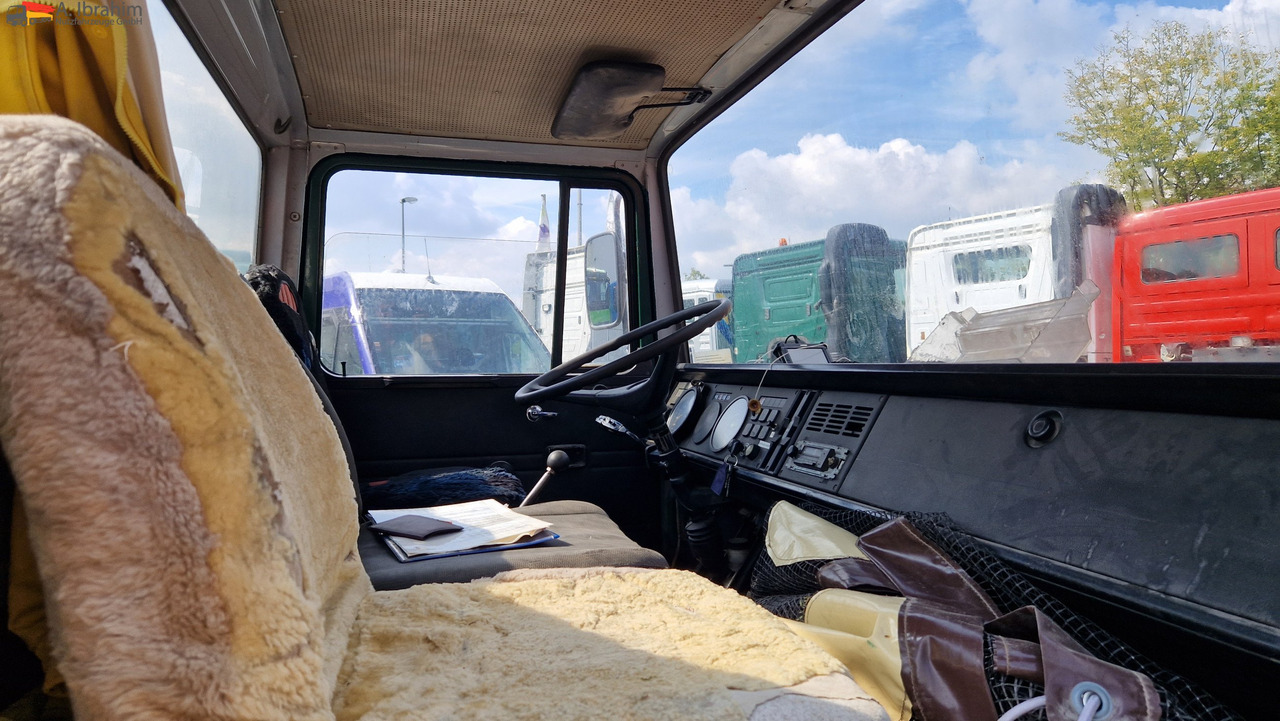 Mercedes-Benz DB 813 Pritsche Kran H- Kennzeichen,Oldtimer ein Stück Geschichte - Комбе со отворен сандак: слика 2 Mercedes-Benz DB 813 Pritsche Kran H- Kennzeichen,Oldtimer ein Stück Geschichte - Комбе со отворен сандак: слика 2