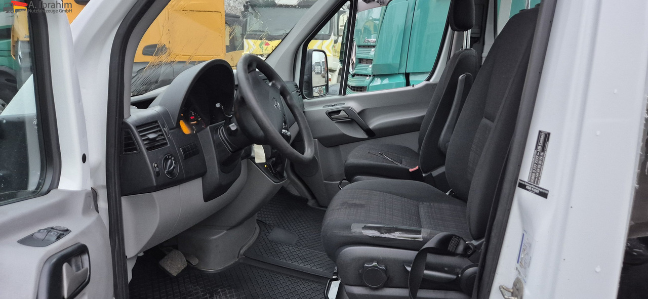 Mercedes-Benz Sprinter DB 319 CDI Automatik, Tempomat, ATM bei 290 tkm - Камион за влечење: слика 2 Mercedes-Benz Sprinter DB 319 CDI Automatik, Tempomat, ATM bei 290 tkm - Камион за влечење: слика 2