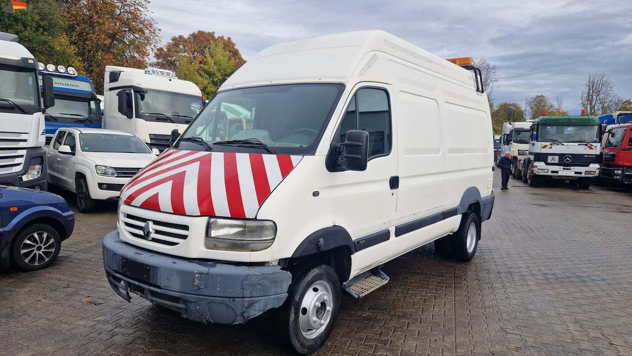 Renault 52AF, zwillingsbereift 2.8 nicht neu, aber läuft, - Товарно комбе: слика 1 Renault 52AF, zwillingsbereift 2.8 nicht neu, aber läuft, - Товарно комбе: слика 1