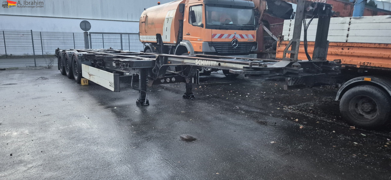 Schmitz SCF24 2x20,30,40,45 ft Multichassis, ausziehbar - Транспортер на контејнер/ Полуприколка со променливо тело: слика 1 Schmitz SCF24 2x20,30,40,45 ft Multichassis, ausziehbar - Транспортер на контејнер/ Полуприколка со променливо тело: слика 1