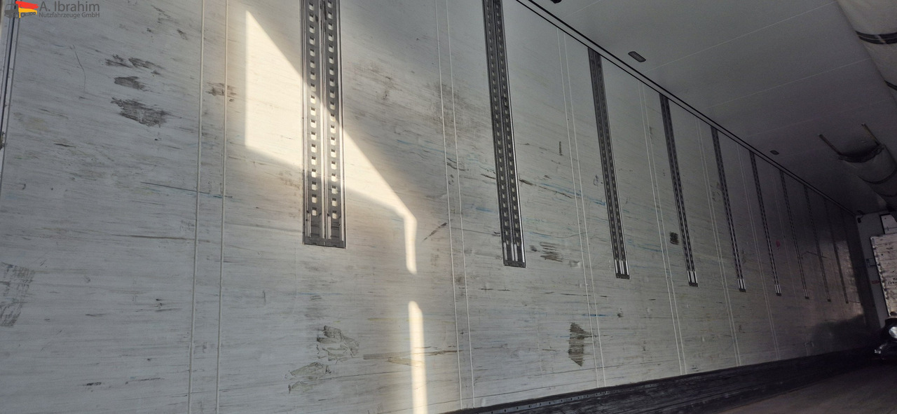 Schmitz SKO24 Carrier Vector 1550 reparierter Schaden Stütze links - Полуприколка ладилник: слика 4 Schmitz SKO24 Carrier Vector 1550 reparierter Schaden Stütze links - Полуприколка ладилник: слика 4