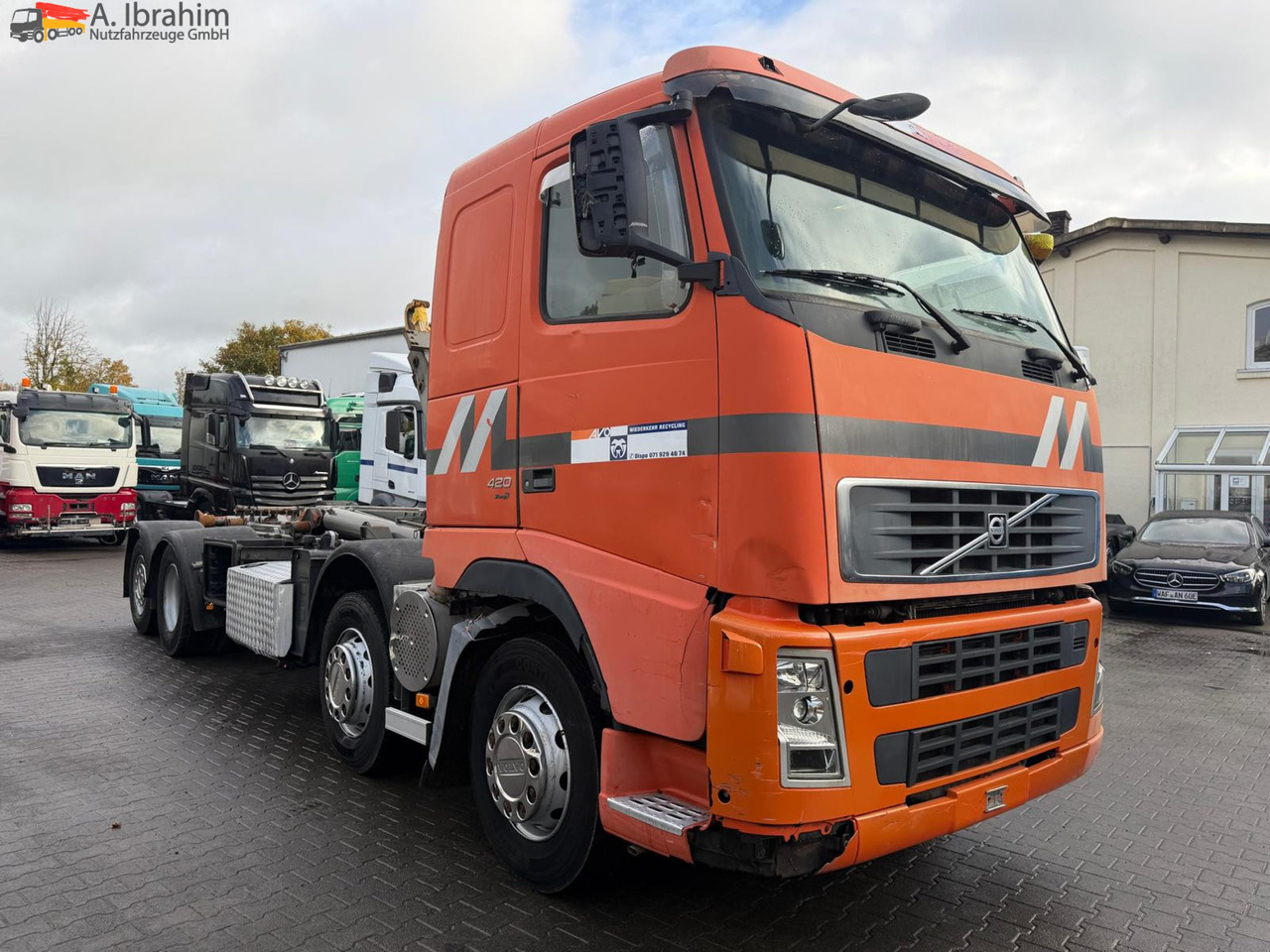 Volvo FH12-420 8x2 Fahrzeugpapiere Schweiz - Камион со кука за подигање: слика 1 Volvo FH12-420 8x2 Fahrzeugpapiere Schweiz - Камион со кука за подигање: слика 1