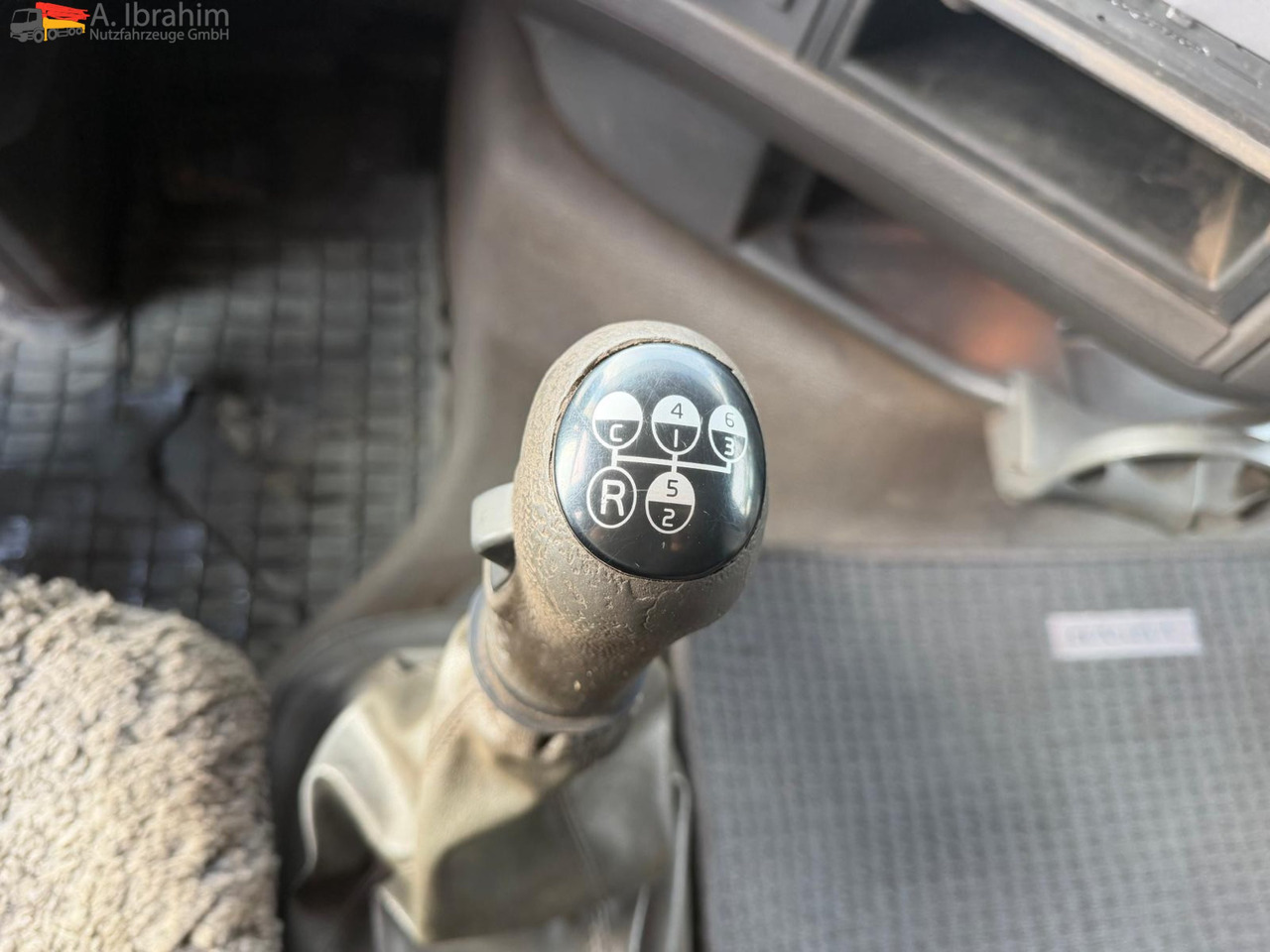 Volvo FH12-420 8x2 Fahrzeugpapiere Schweiz - Камион со кука за подигање: слика 3 Volvo FH12-420 8x2 Fahrzeugpapiere Schweiz - Камион со кука за подигање: слика 3