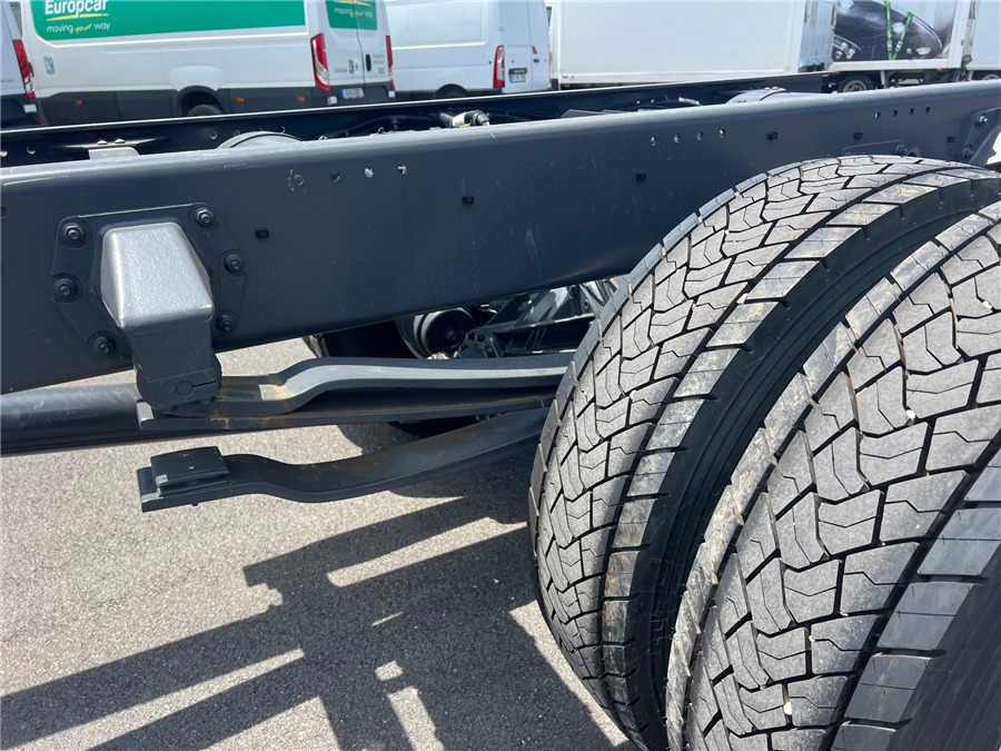 Камион со кабинска шасија DAF LF320 NEW/ONLY COC: слика 14