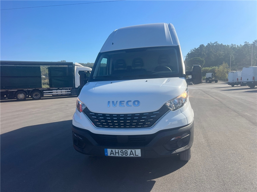 Iveco 35C16 - Товарно комбе: слика 2 Iveco 35C16 - Товарно комбе: слика 2