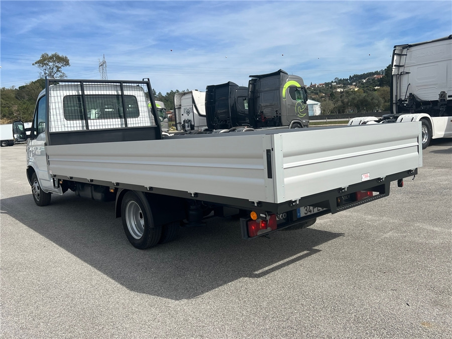 Комбе со отворен сандак Iveco 35C17: слика 6