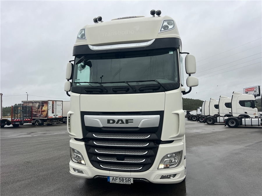 DAF XF 530 Retarder / Airparkoll - Камион влекач: слика 2 DAF XF 530 Retarder / Airparkoll - Камион влекач: слика 2