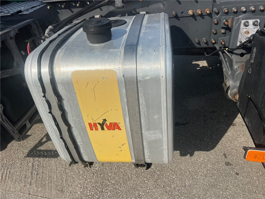 Лизинг на Renault C 460 Renault C 460: слика 11