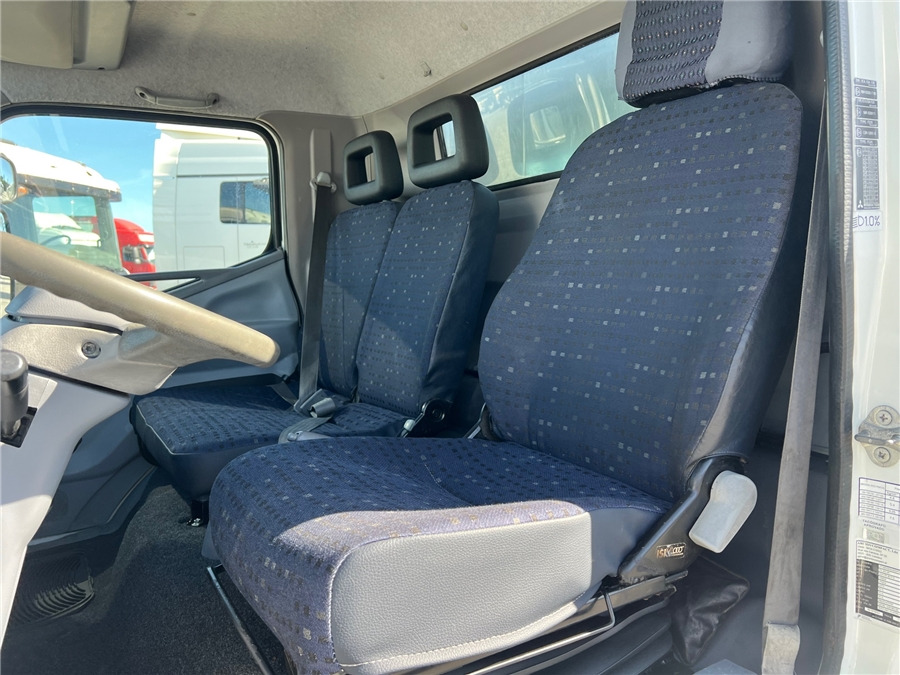 Комбе со отворен сандак Mitsubishi Canter: слика 10
