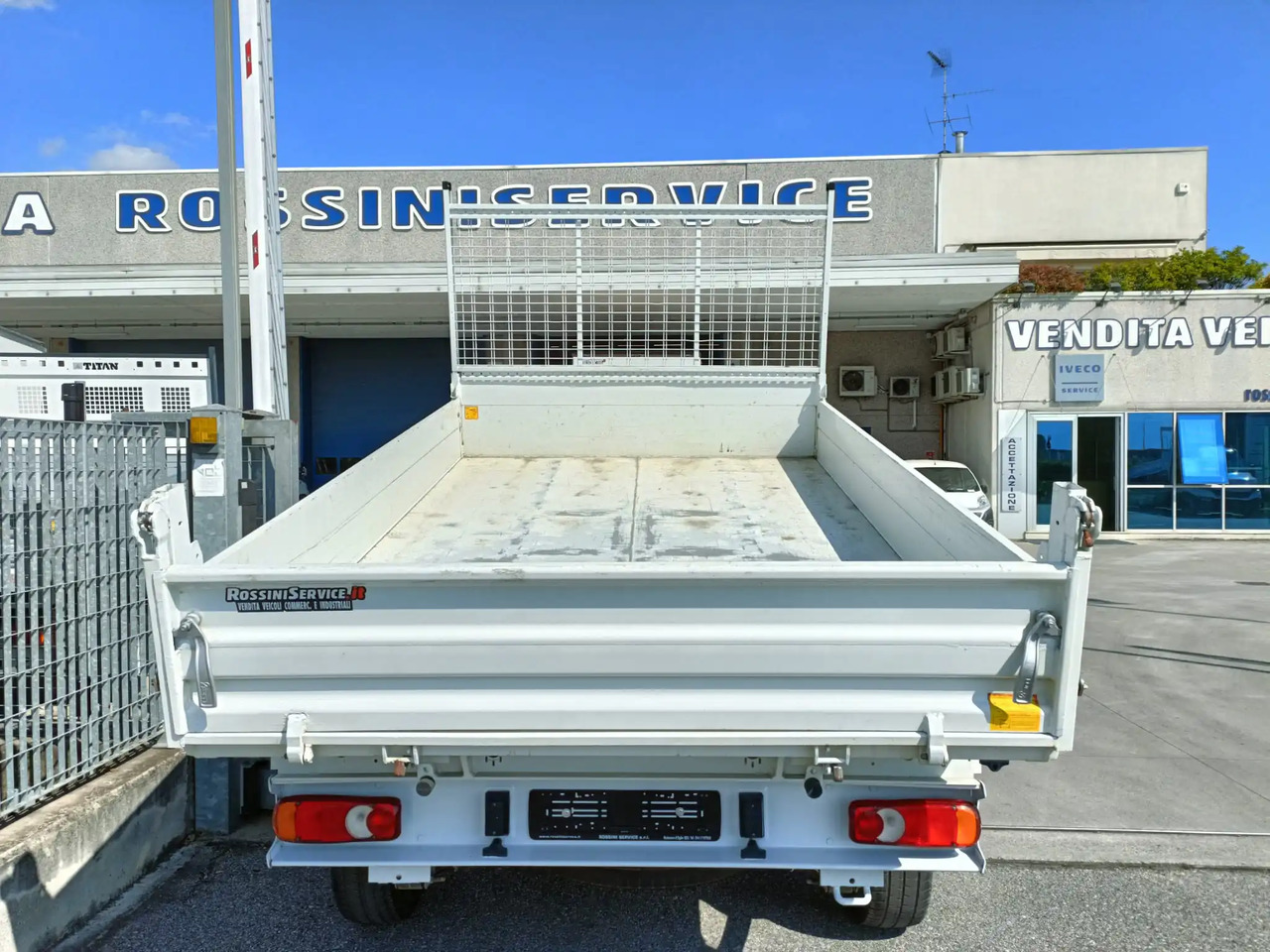 FIAT DUCATO RIBALTABILE 130 CV - Комби кипер: слика 4 FIAT DUCATO RIBALTABILE 130 CV - Комби кипер: слика 4