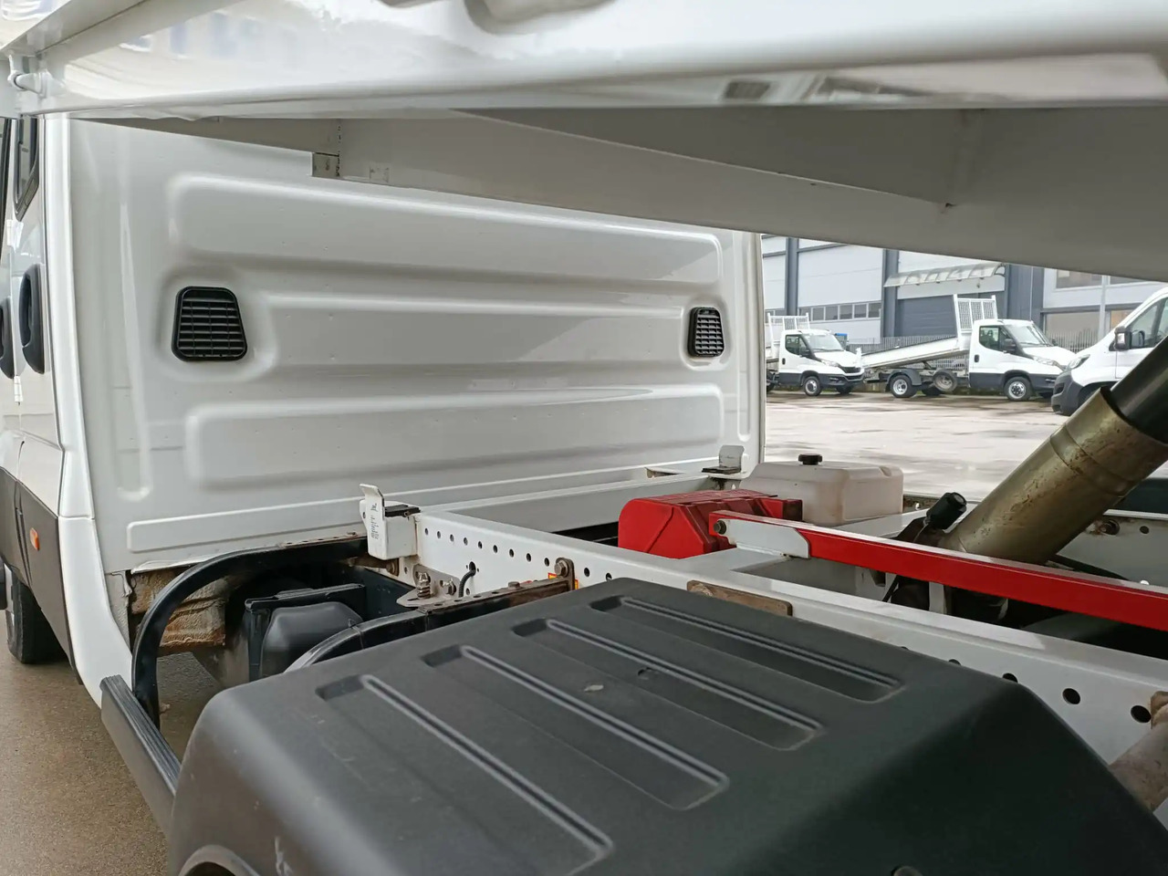 Комби кипер IVECO DAILY 35C14 DOPPIA CABINA RIBALTABILE 2.3: слика 6
