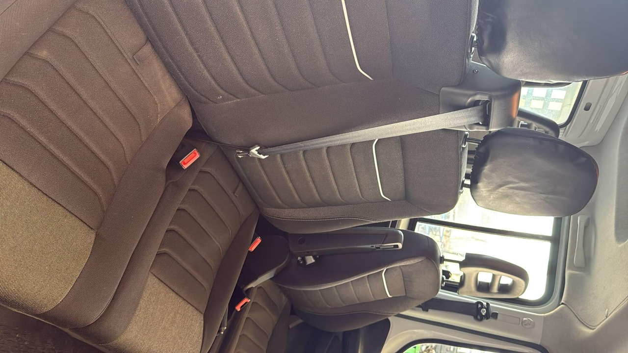 IVECO DAILY 35C16 DOPPIA CABINA RIBALTABILE TRILATERALE 3.0 - Комби кипер: слика 3 IVECO DAILY 35C16 DOPPIA CABINA RIBALTABILE TRILATERALE 3.0 - Комби кипер: слика 3