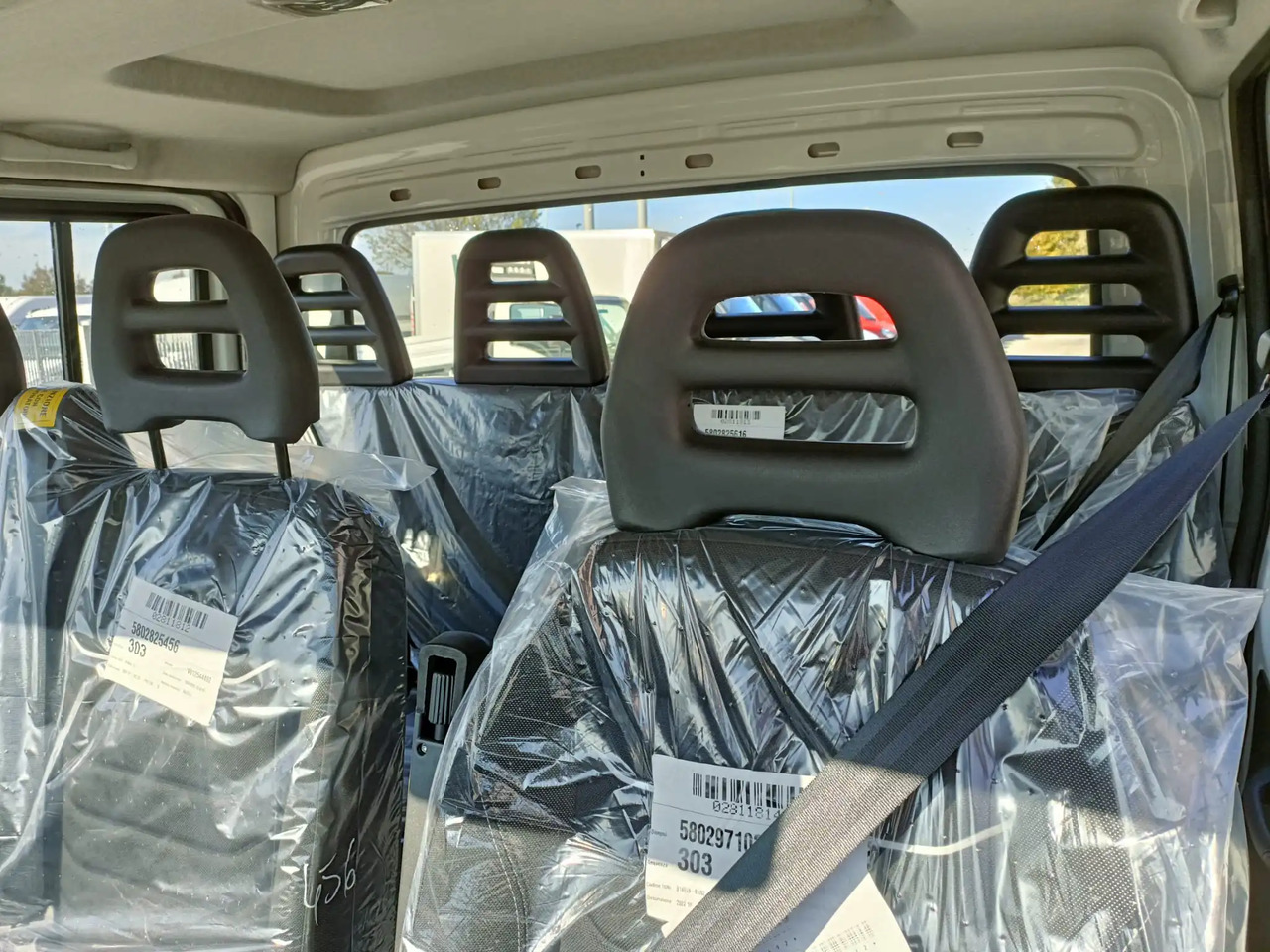 Комбе IVECO DAILY 35C16 DOPPIA CABINA 7 POSTI: слика 9