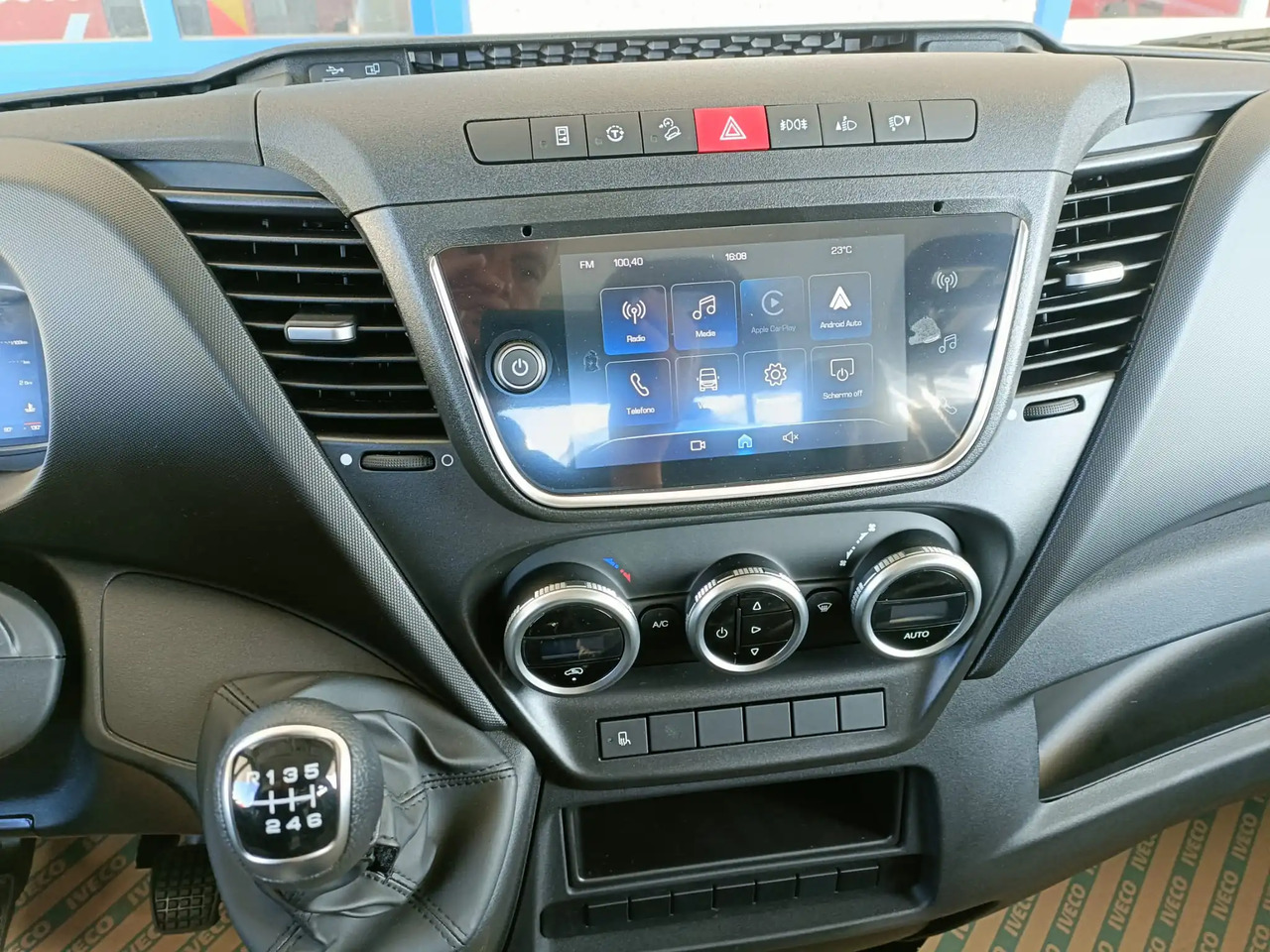 Комбе IVECO DAILY 35C16 DOPPIA CABINA 7 POSTI: слика 17