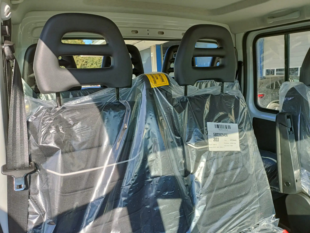 Комбе IVECO DAILY 35C16 DOPPIA CABINA 7 POSTI: слика 12