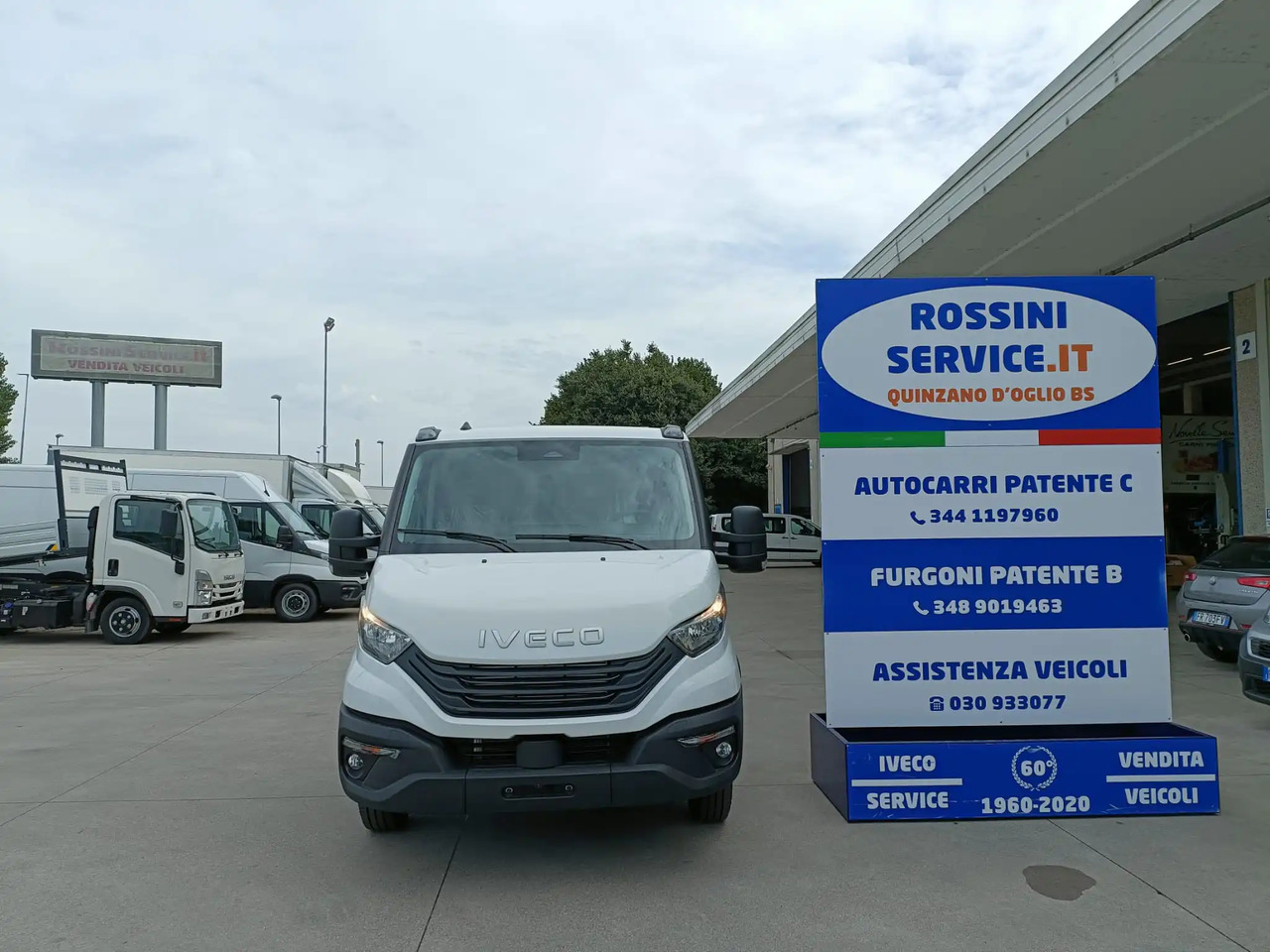 IVECO DAILY 35C18 MOD. 2025 A TELAIO NUOVO - Комбе: слика 2 IVECO DAILY 35C18 MOD. 2025 A TELAIO NUOVO - Комбе: слика 2