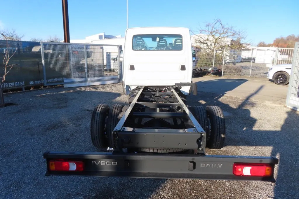 IVECO DAILY 72C18 - Комбе: слика 2 IVECO DAILY 72C18 - Комбе: слика 2