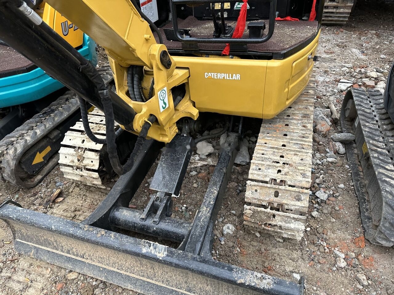 Caterpillar 303E - Мини багер: слика 5 Caterpillar 303E - Мини багер: слика 5
