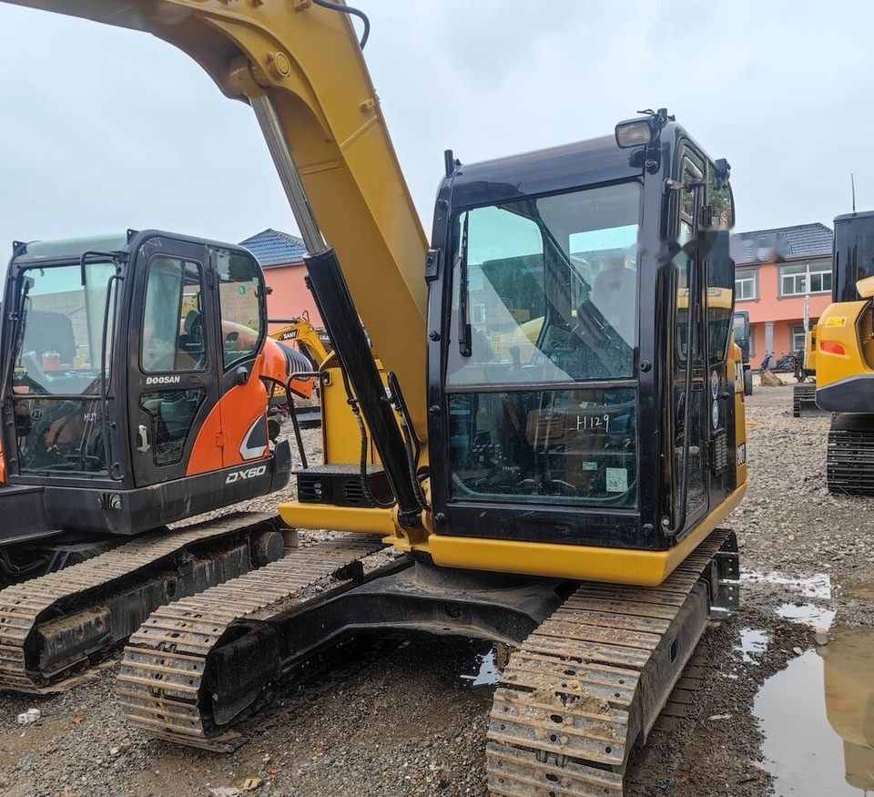 Caterpillar 307E - Мини багер: слика 2 Caterpillar 307E - Мини багер: слика 2