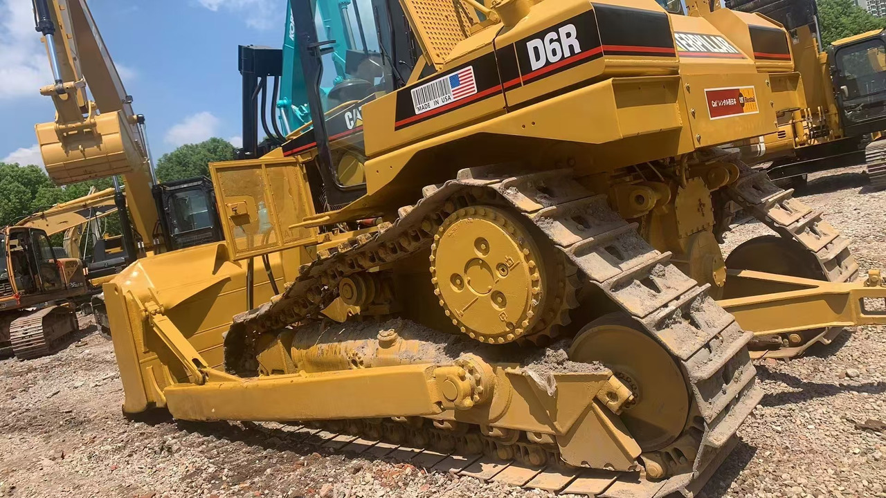 Caterpillar D6R - Булдожер: слика 2 Caterpillar D6R - Булдожер: слика 2