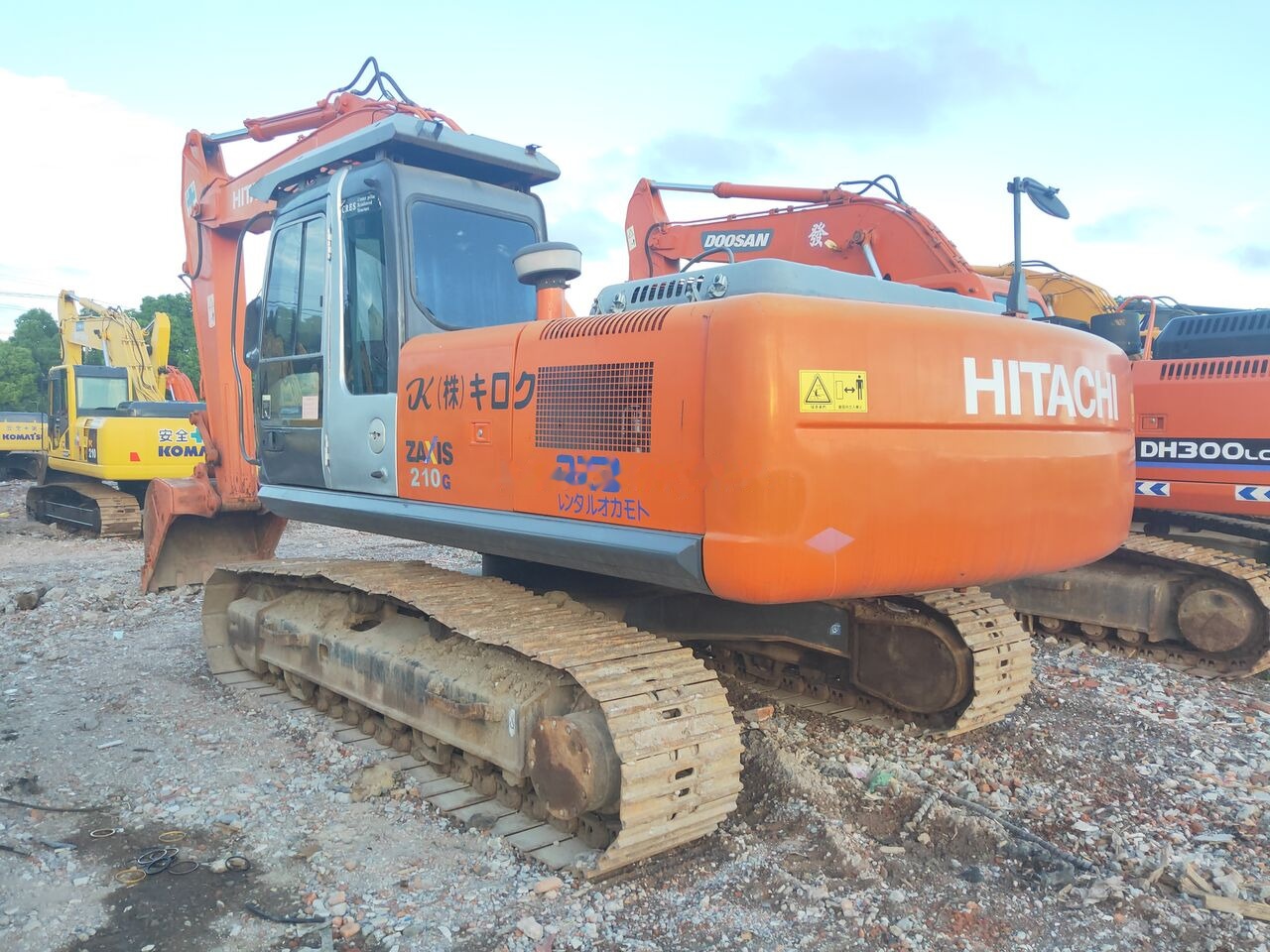 Hitachi ZX210 - Багер гасеничар: слика 3 Hitachi ZX210 - Багер гасеничар: слика 3