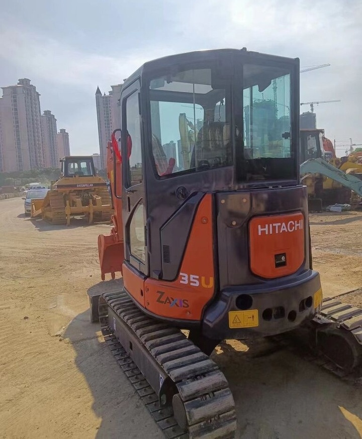 Hitachi ZX35-5A - Мини багер: слика 4 Hitachi ZX35-5A - Мини багер: слика 4