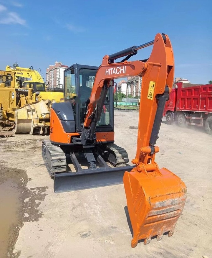 Hitachi ZX35-5A - Мини багер: слика 3 Hitachi ZX35-5A - Мини багер: слика 3