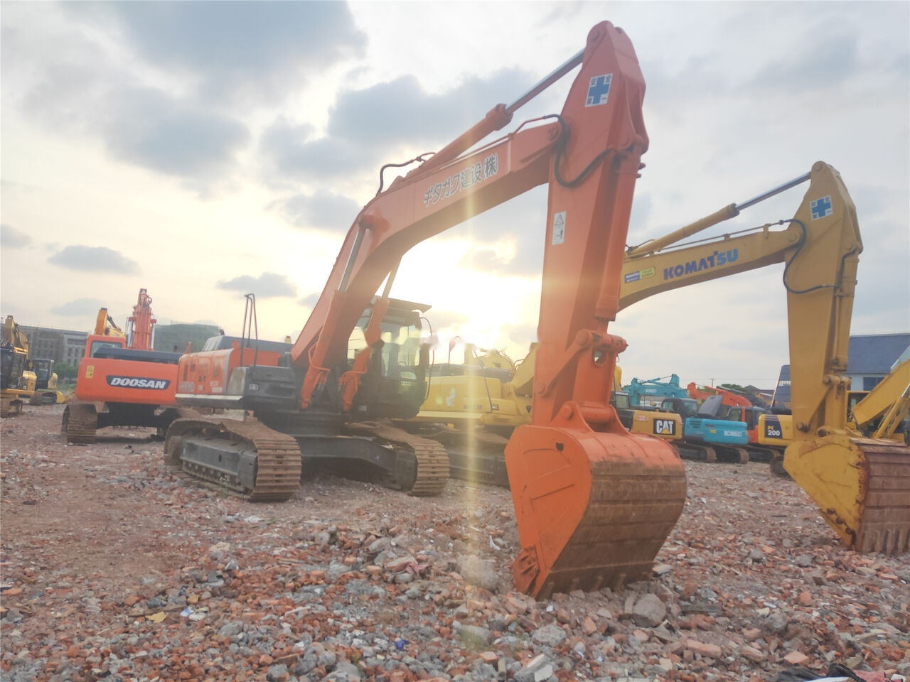 Hitachi ZX350H-3G - Багер гасеничар: слика 3 Hitachi ZX350H-3G - Багер гасеничар: слика 3
