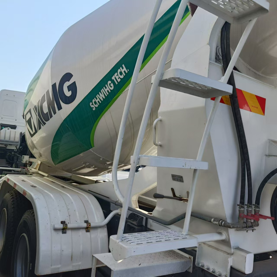 Howo HOWO 371 concrete truck 10CM3 - Камион миксер за бетон: слика 4 Howo HOWO 371 concrete truck 10CM3 - Камион миксер за бетон: слика 4