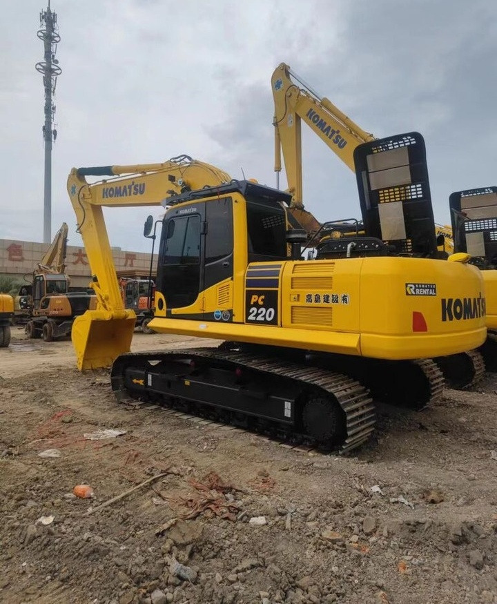 Komatsu PC220-8 - Багер гасеничар: слика 3 Komatsu PC220-8 - Багер гасеничар: слика 3