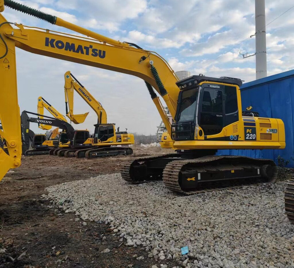 Komatsu PC220-8 - Багер гасеничар: слика 2 Komatsu PC220-8 - Багер гасеничар: слика 2
