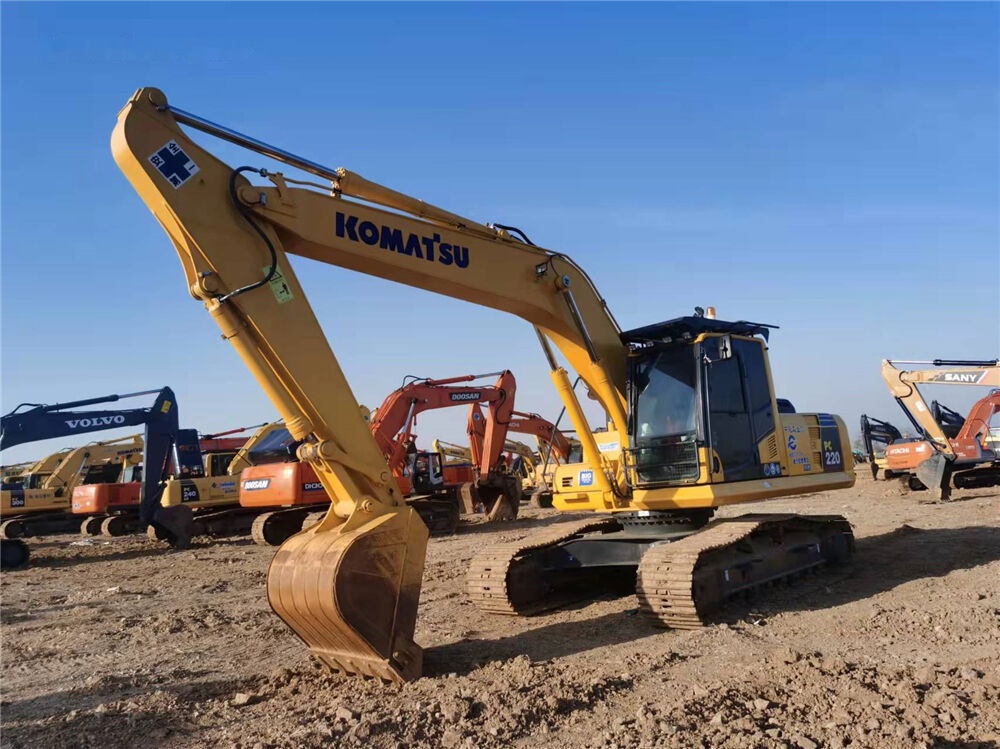 Komatsu PC220 - Багер гасеничар: слика 4 Komatsu PC220 - Багер гасеничар: слика 4