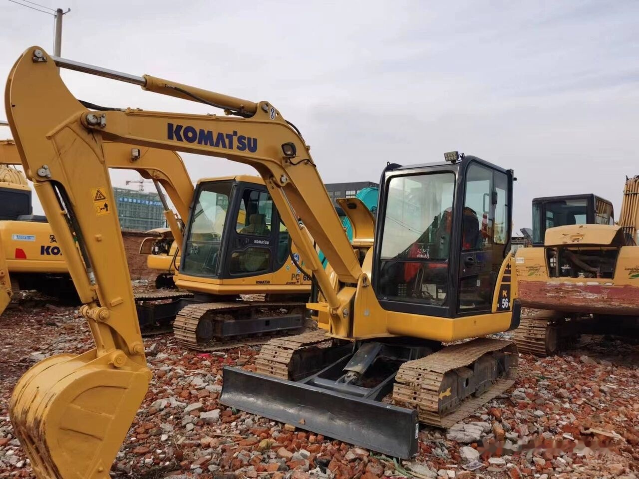 Komatsu PC56 - Мини багер: слика 2 Komatsu PC56 - Мини багер: слика 2