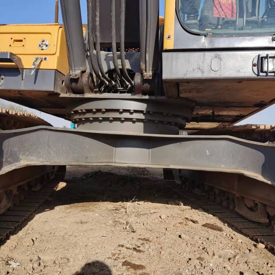 Volvo EC210BLC - Багер гасеничар: слика 1 Volvo EC210BLC - Багер гасеничар: слика 1