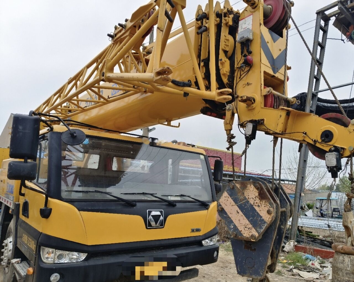 XCMG QY25K5D - Мобилен кран: слика 4 XCMG QY25K5D - Мобилен кран: слика 4