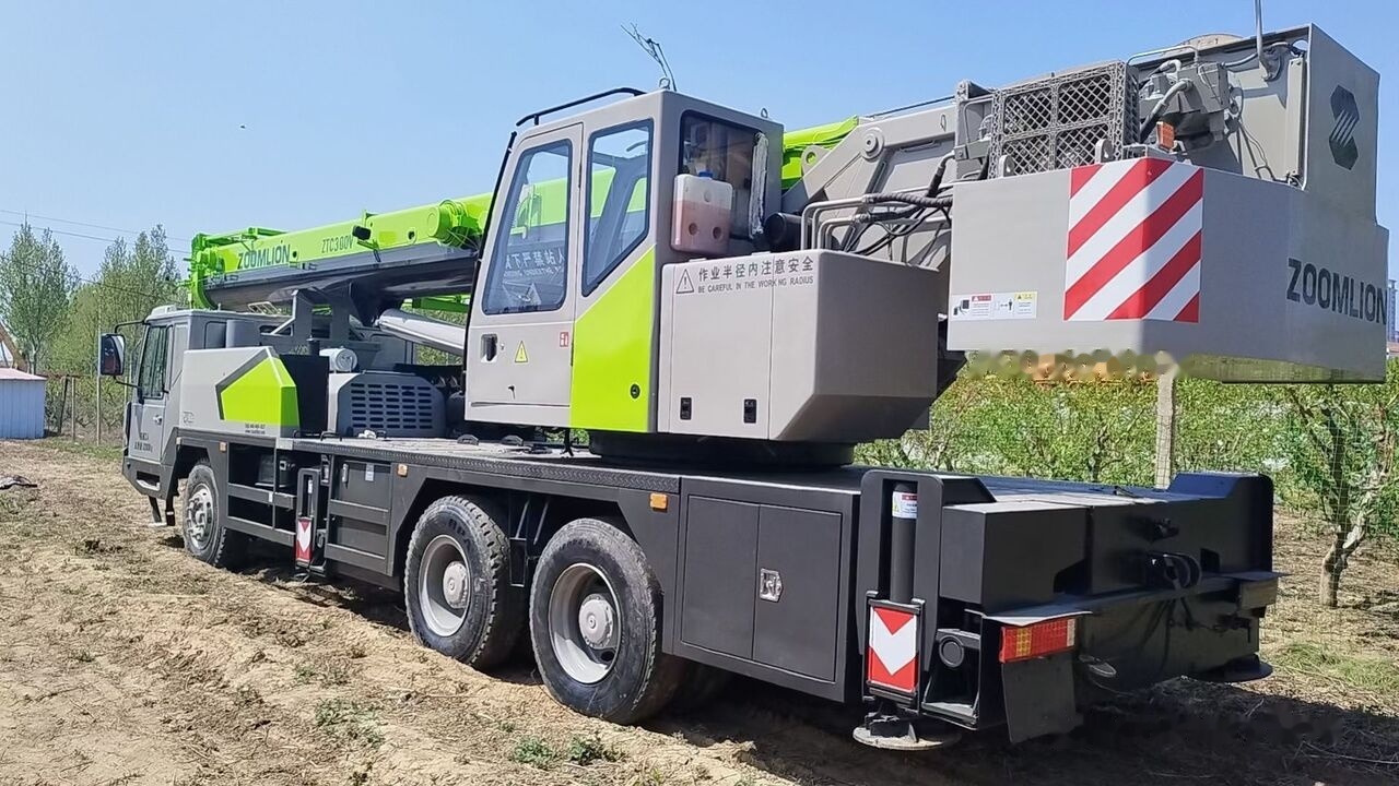 Zoomlion ZTC300V Crane - Мобилен кран: слика 4 Zoomlion ZTC300V Crane - Мобилен кран: слика 4