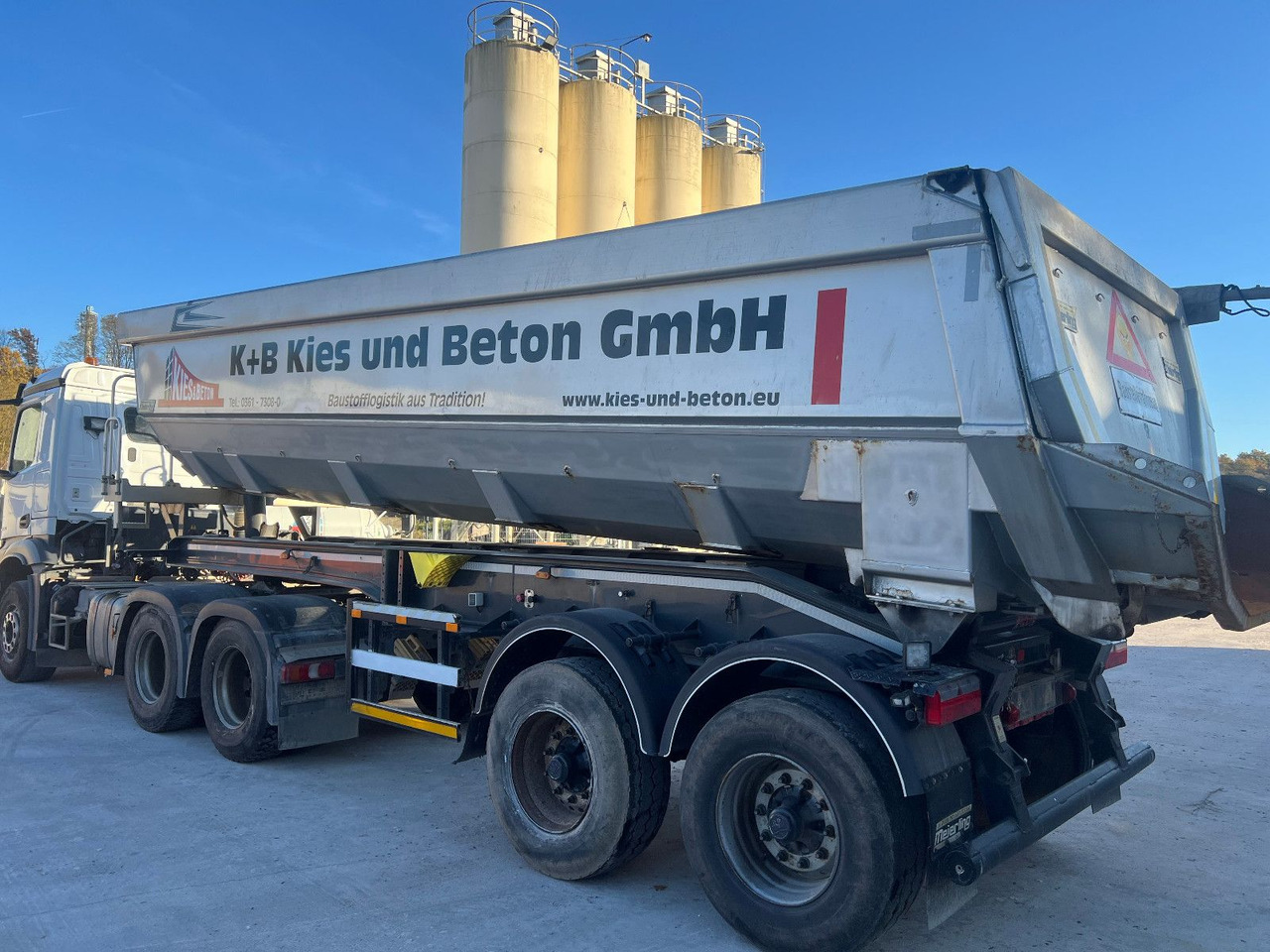 Mercedes-Benz 2648 mit Kippauflieger - Камион влекач: слика 2 Mercedes-Benz 2648 mit Kippauflieger - Камион влекач: слика 2