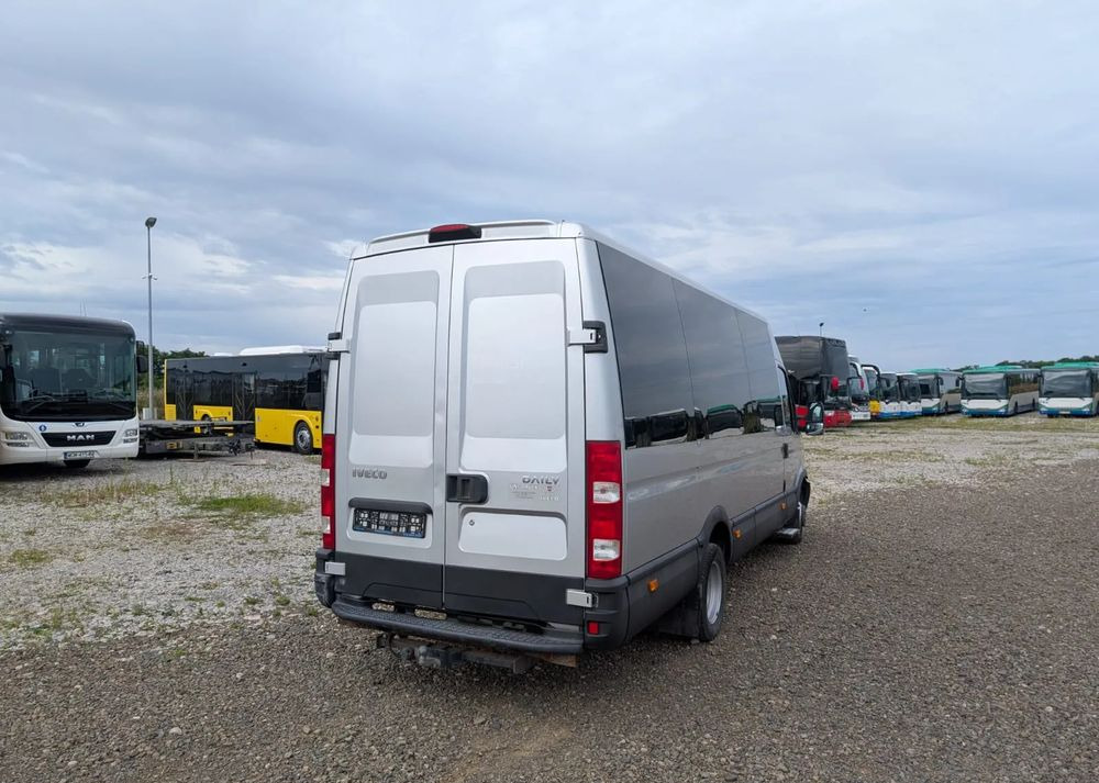 Iveco Daily 50C14 - Минибус, Патничко комбе: слика 5 Iveco Daily 50C14 - Минибус, Патничко комбе: слика 5
