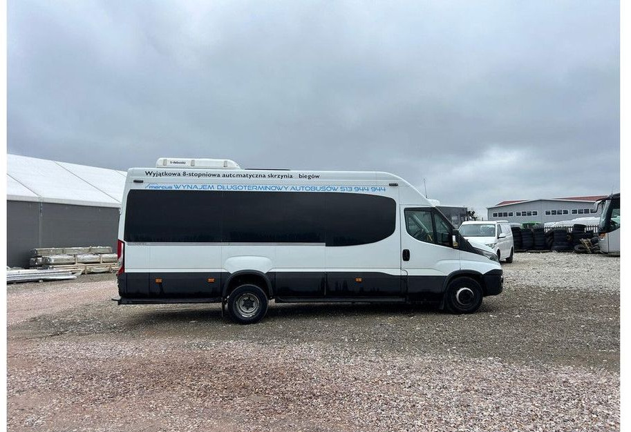 Iveco Daily - Минибус, Патничко комбе: слика 4 Iveco Daily - Минибус, Патничко комбе: слика 4