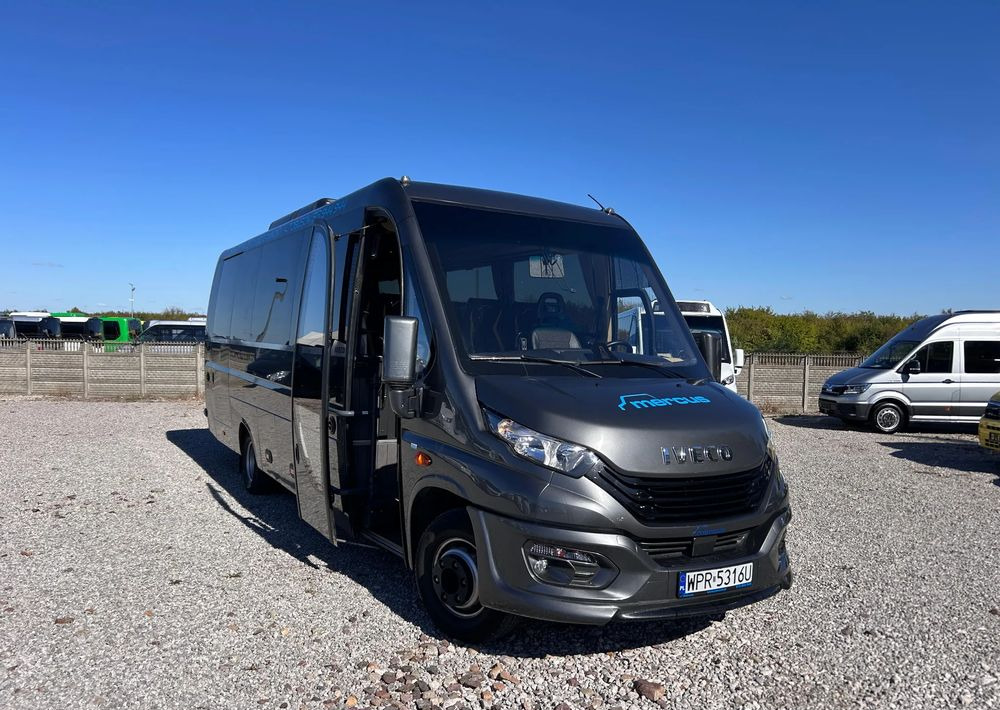 Iveco Daily - Минибус, Патничко комбе: слика 1 Iveco Daily - Минибус, Патничко комбе: слика 1
