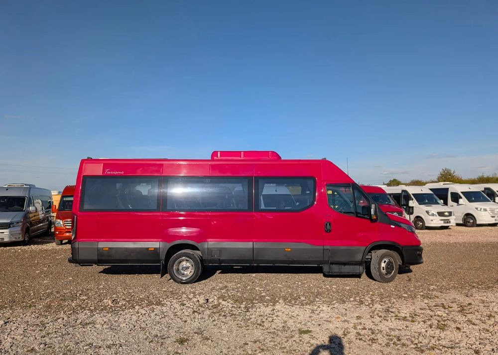 Iveco Daily - Минибус, Патничко комбе: слика 3 Iveco Daily - Минибус, Патничко комбе: слика 3