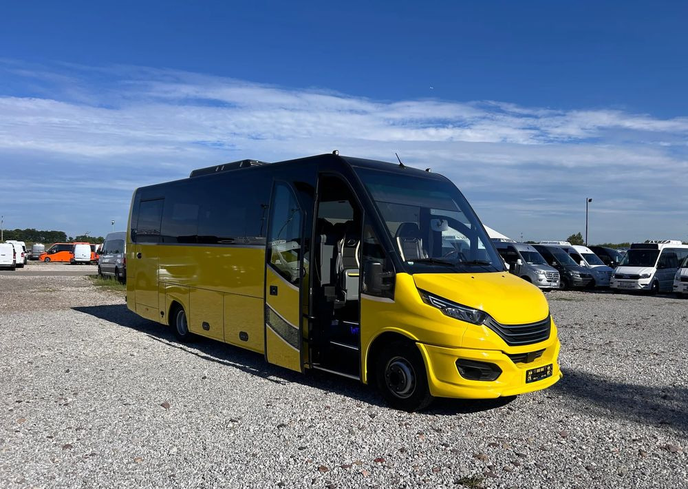 Iveco Daily - Минибус, Патничко комбе: слика 2 Iveco Daily - Минибус, Патничко комбе: слика 2