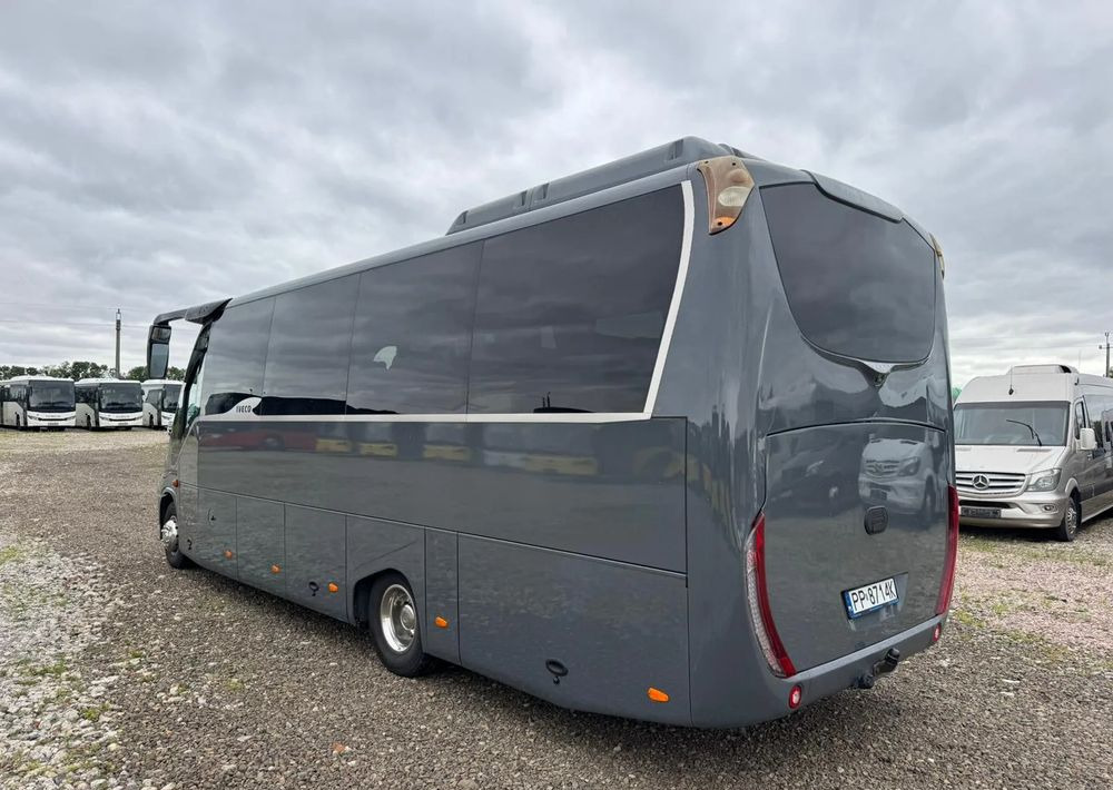 Iveco Daily - Патнички вагон автобус: слика 4 Iveco Daily - Патнички вагон автобус: слика 4