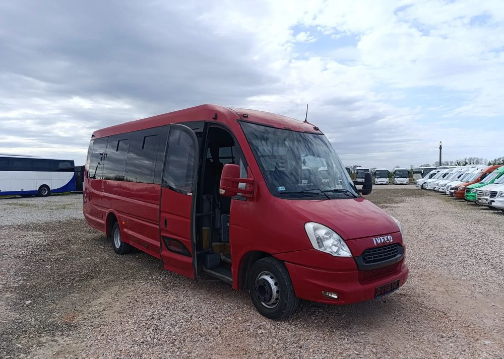 Iveco Sunrise - Минибус, Патничко комбе: слика 1 Iveco Sunrise - Минибус, Патничко комбе: слика 1
