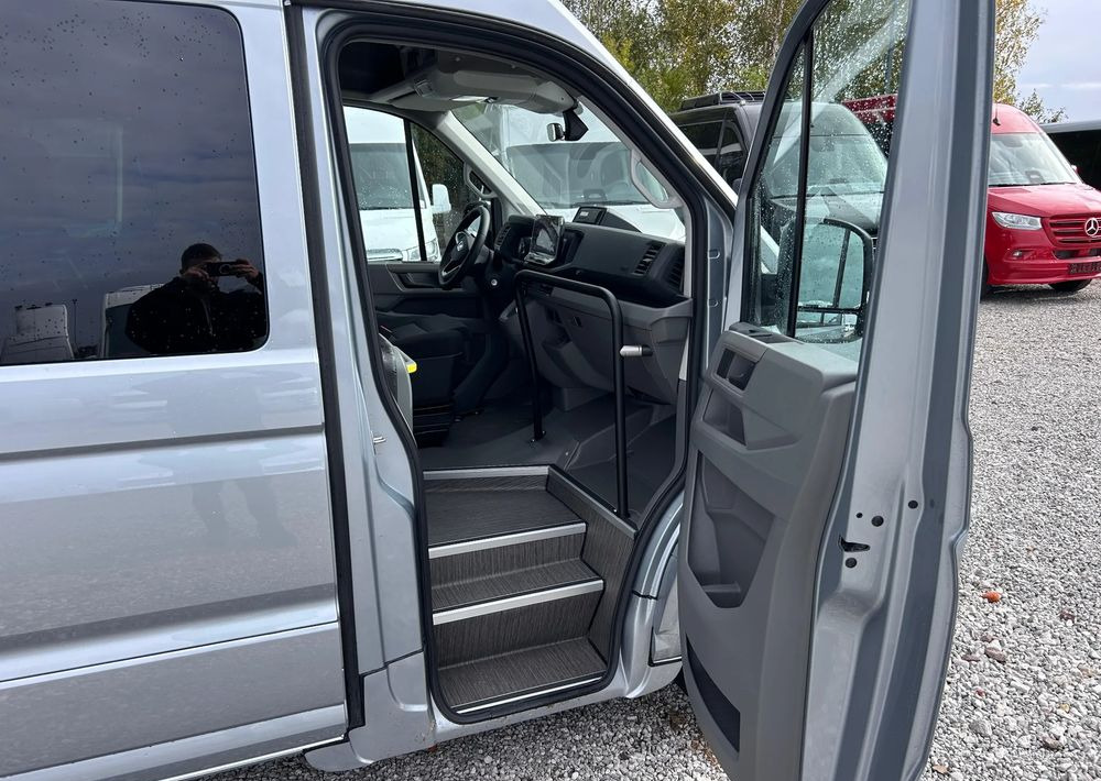 Нов Минибус, Патничко комбе MAN TGE 5.160: слика 8