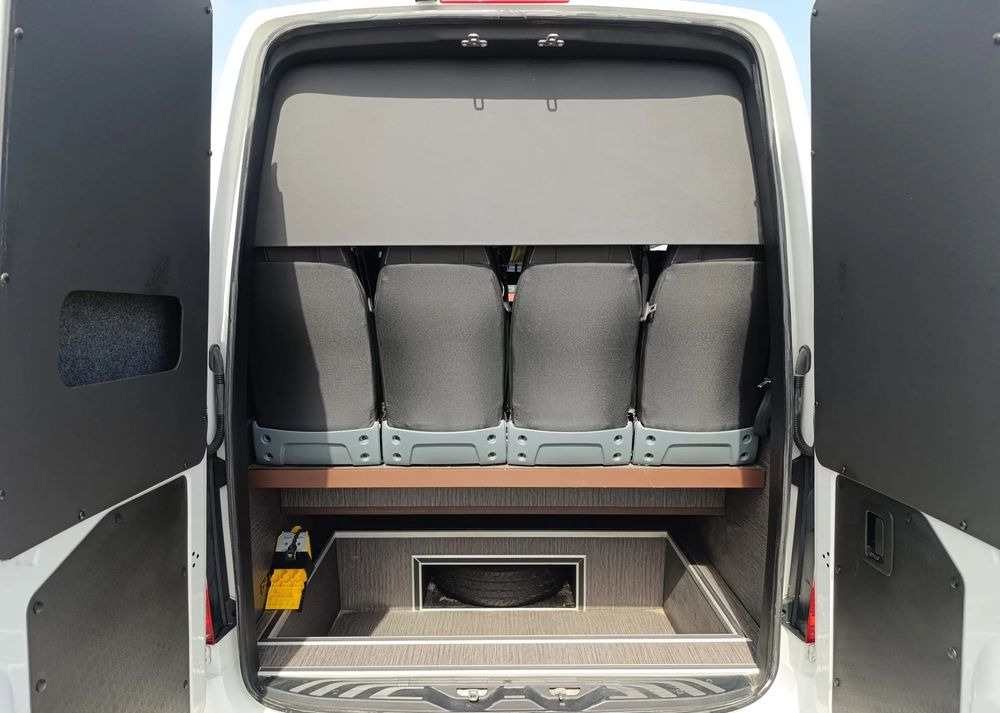 Mercedes-Benz Mercus Sprinter 517 - Минибус, Патничко комбе: слика 5 Mercedes-Benz Mercus Sprinter 517 - Минибус, Патничко комбе: слика 5