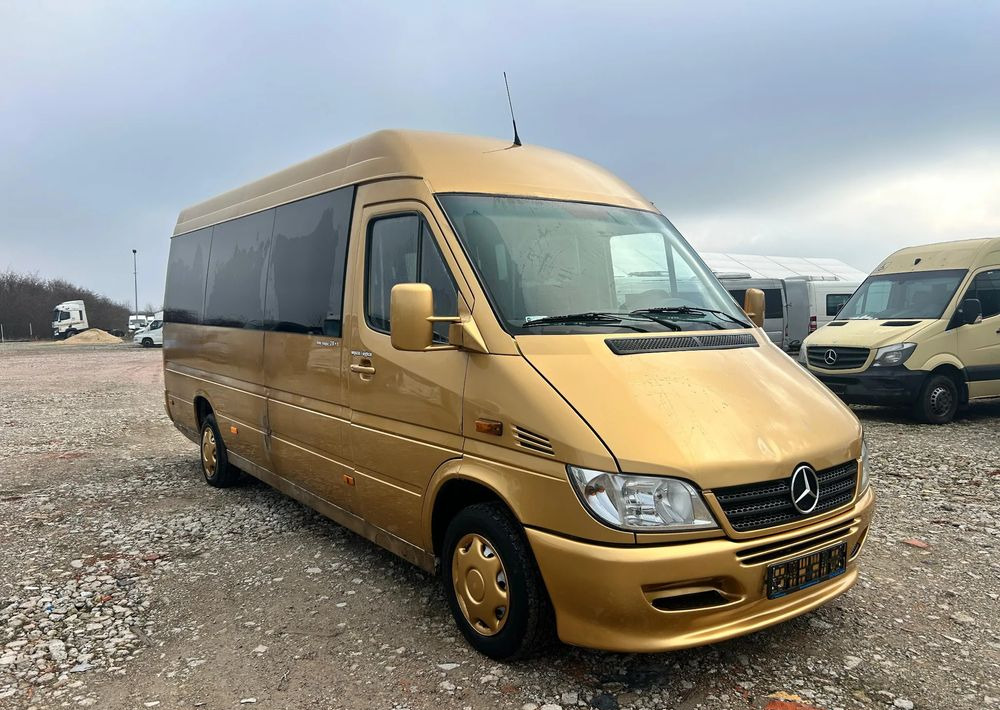 Mercedes-Benz Sprinter 311 - Минибус, Патничко комбе: слика 3 Mercedes-Benz Sprinter 311 - Минибус, Патничко комбе: слика 3